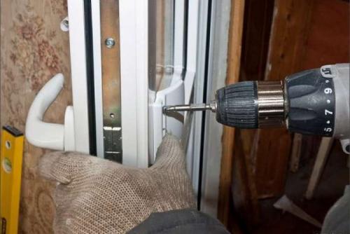 Открытие пластиковых окон. Как открыть пластиковое окно снаружи без повреждений?