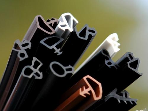 Замена резинок пластиковых окон. 03