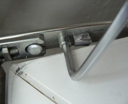 Ремонт и регулировка пластиковых окон. Регулировка пластиковых окон