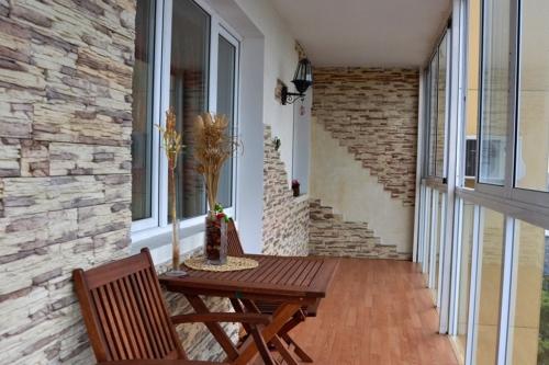 Как расположить окна на балконе. Французские окна лоджии