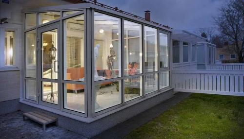 Чем остеклить веранду или террасу – 6 отличных вариантов 07 Чем остеклить веранду или террасу – 6 отличных вариантов 07