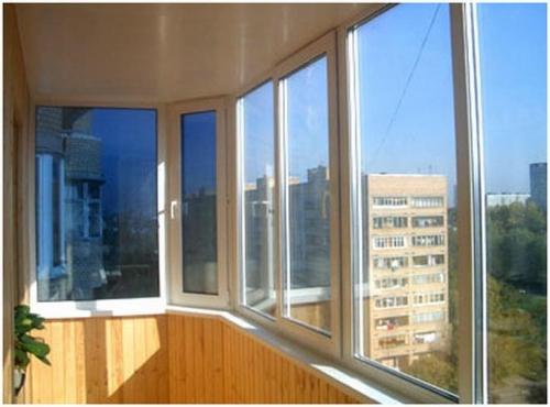 Как застеклить балкон своими руками в квартире. Как лучше застеклить балкон