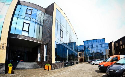 Витражное остекление это. Витражное остекление – разновидности и применение