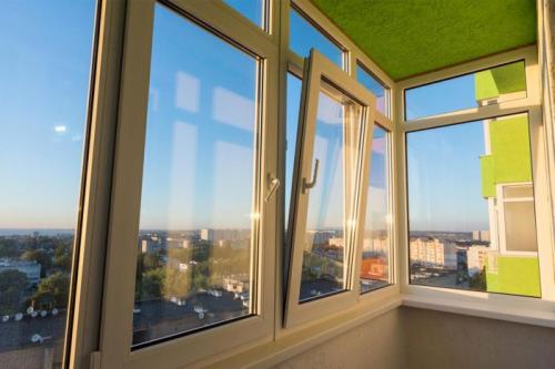 Холодное остекление балкона. Особенности холодного остекления балконов