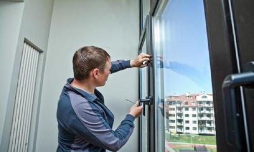 Продувает алюминиевое окно. Что включает в себя понятие?