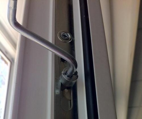 Как перевести окна в зимний режим. Зимний режим пластиковых окон – переводить или нет? 16 Как перевести окна в зимний режим. Зимний режим пластиковых окон – переводить или нет? 16