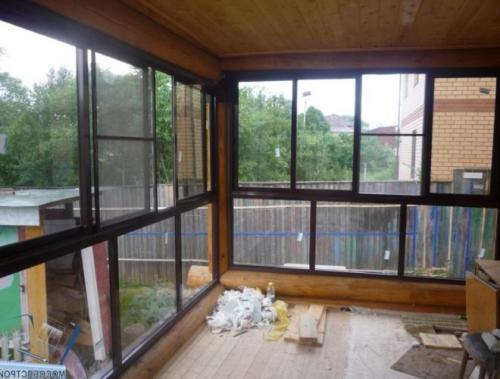 Раздвижные окна в беседку. Остекление беседок алюминиевым профилем