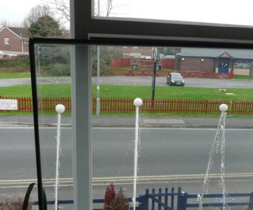 Демонтаж пластиковых окон своими руками. Как снять стеклопакет своими руками 07