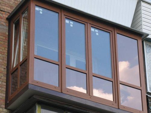 Пластиковое или алюминиевое остекление балкона. Какие балконы лучше — пластиковые или алюминиевые 08