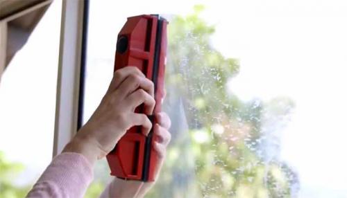 Чем мыть окна на высоких этажах. Приспособление для мытья окон с внешней стороны