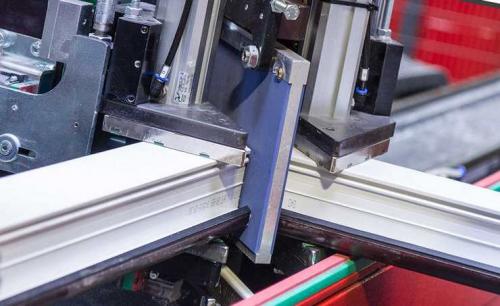 Технология сборки алюминиевых окон. Дело, обреченное на успех: производство алюминиевых окон 06