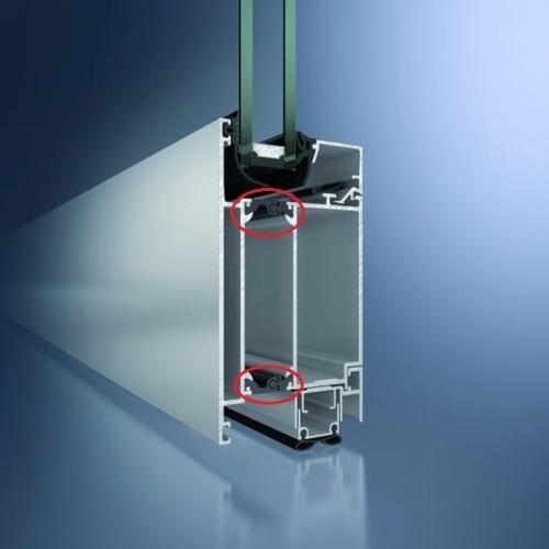 Алюминиевые двери со стеклом – 100 лучших фото 05 Алюминиевые двери со стеклом – 100 лучших фото 05