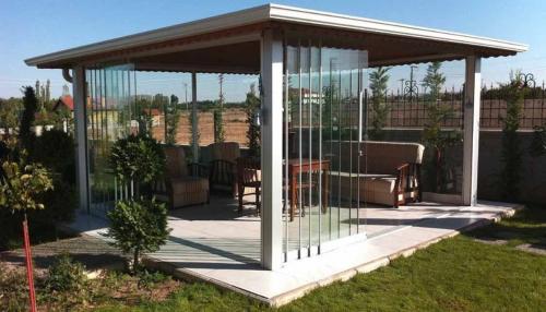 Виды холодного остекления окон балконов. Обзор вариантов остекления лоджии и балкона 33