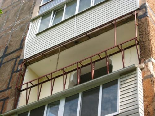 Виды холодного остекления окон балконов. Обзор вариантов остекления лоджии и балкона 15