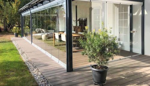 Виды холодного остекления окон балконов. Обзор вариантов остекления лоджии и балкона 34