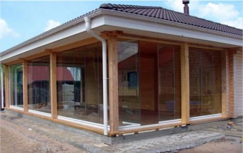 Какие окна дешевле. Как сэкономить на стеклопакетах