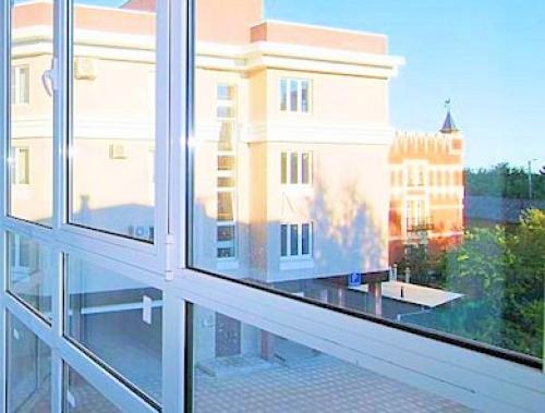 Остекление балконов алюминиевым профилем. Холодное остекление: достоинства и недостатки 07 Остекление балконов алюминиевым профилем. Холодное остекление: достоинства и недостатки 07