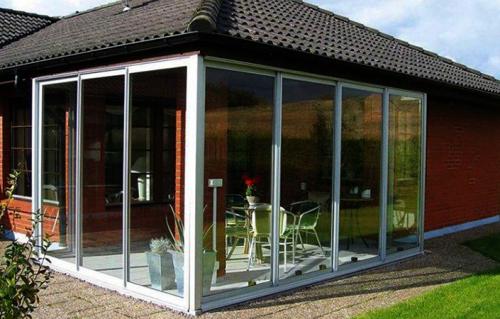 Остекление веранды расчет стоимости. Сколько стоит остекление веранды и террасы алюминиевым профилем?