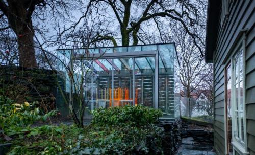 Чем отличаются пластиковые окна от алюминиевых. Отличия пластиковых окон от алюминиевых 02