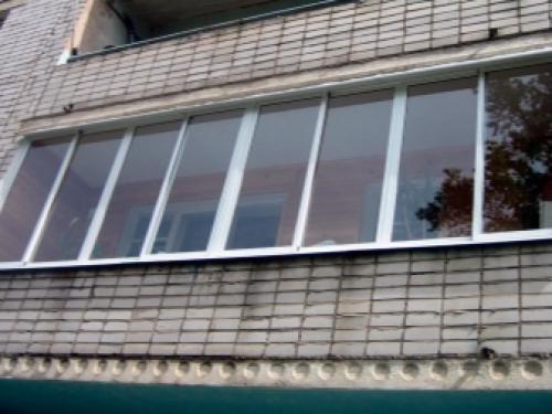 Какой тип остекления выбрать для балкона. Остекление балконов алюминий или пластик, что лучше? 04 Какой тип остекления выбрать для балкона. Остекление балконов алюминий или пластик, что лучше? 04