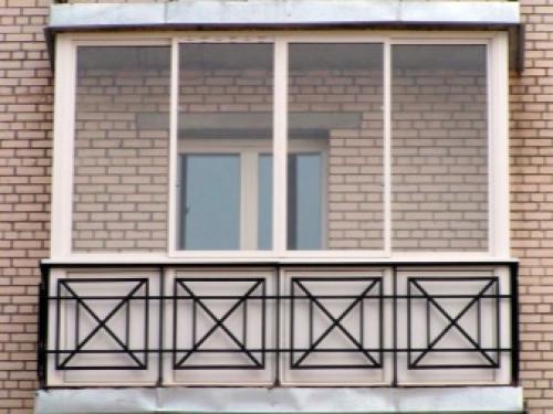 Какой тип остекления выбрать для балкона. Остекление балконов алюминий или пластик, что лучше? 03 Какой тип остекления выбрать для балкона. Остекление балконов алюминий или пластик, что лучше? 03