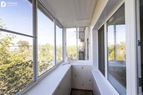 Остекление балконов алюминий или пластик, что лучше. Алюминиевые или пластиковые окна на балкон. Что лучше?