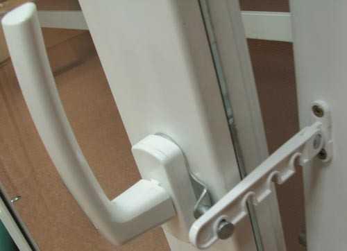 Типы открывания створки пластикового окна. Виды запирающей фурнитуры