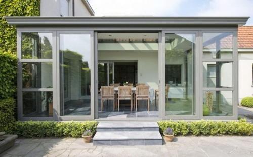 Раздвижные окна для террасы. Стоит ли ставить алюминий на веранду? 07