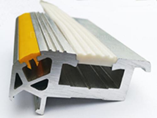 Произвоство профилей из пвх. Изготовить профиль на заказ 01 Произвоство профилей из пвх. Изготовить профиль на заказ 01