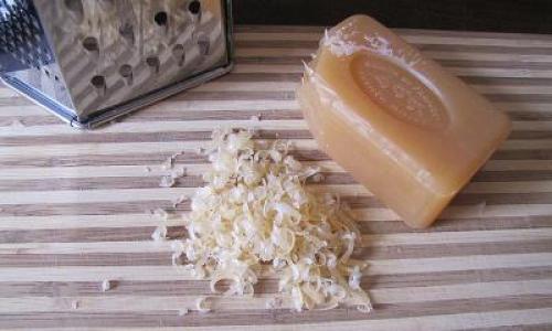 Как помыть окна без разводов народными средствами. Народные средства